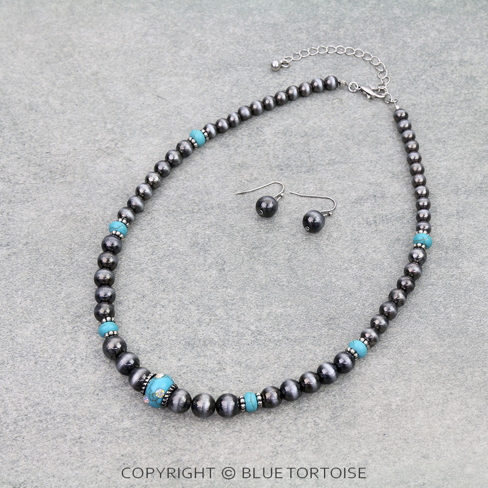 Navajo Style Pearl & Stone Necklace Set