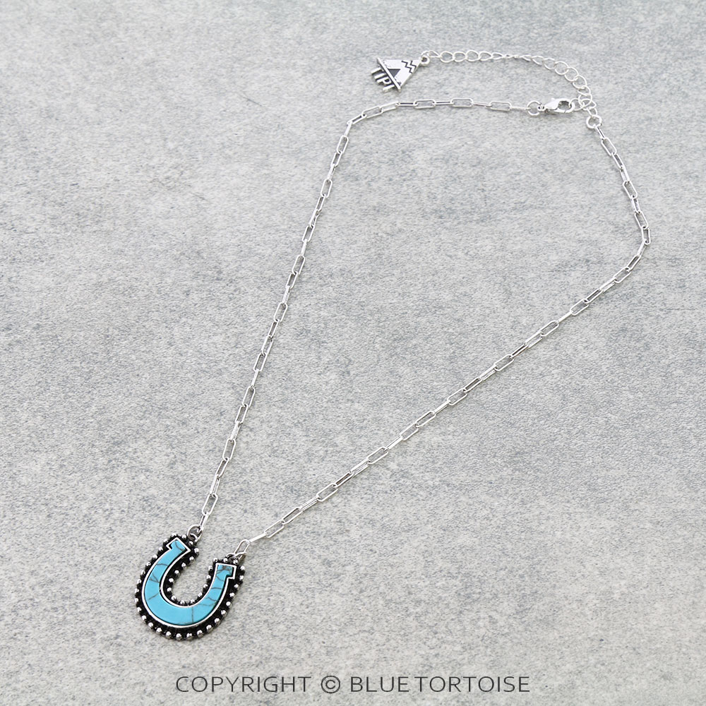 Western Horseshoe Stone Necklace