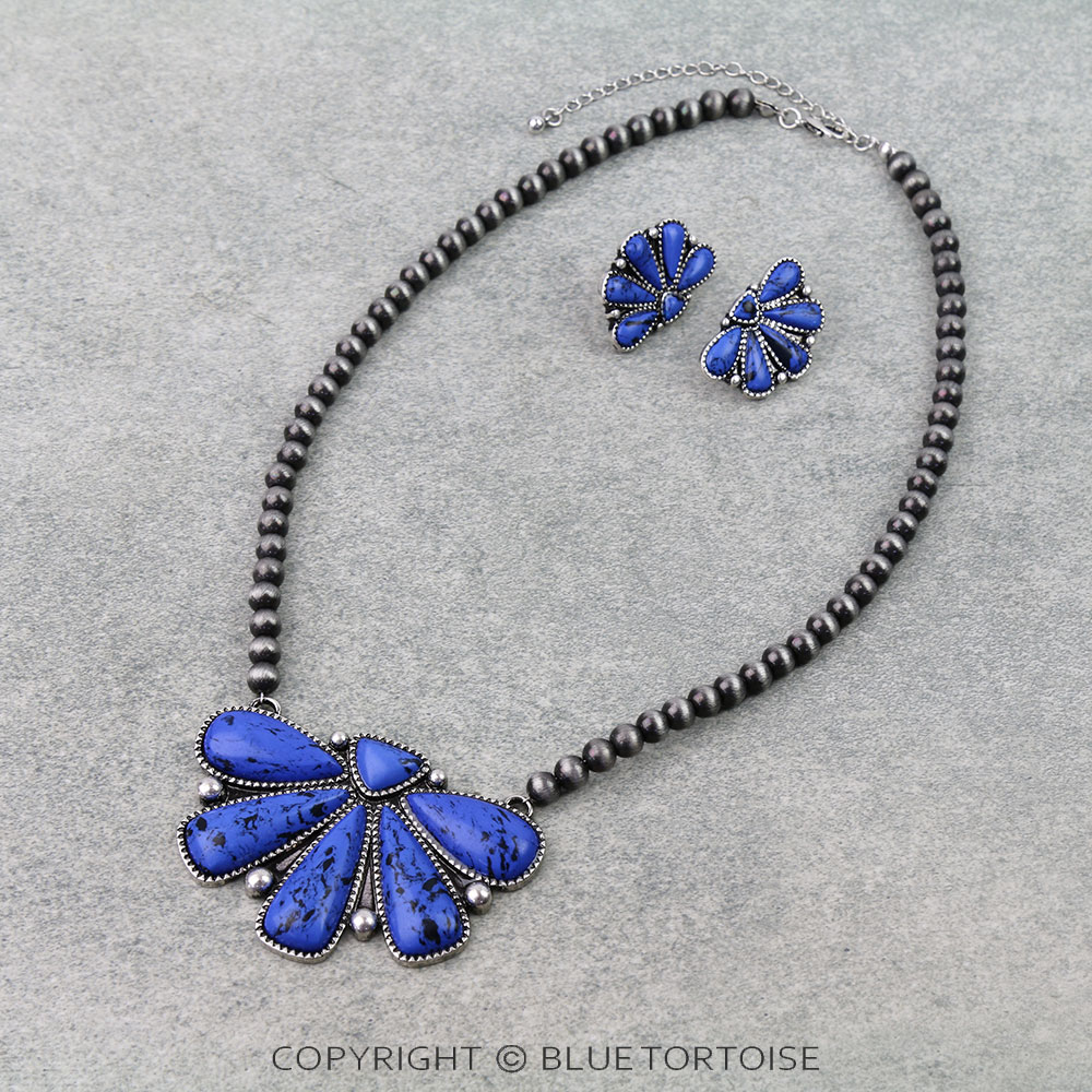 Western Hand Stone Necklace Set