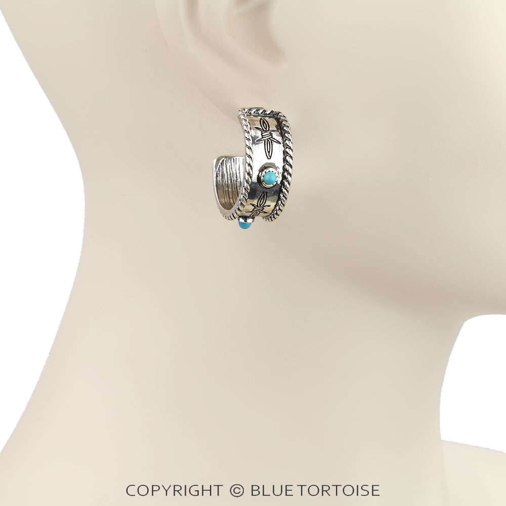Western Barbed Engraving Hoop Earrings - Image 2