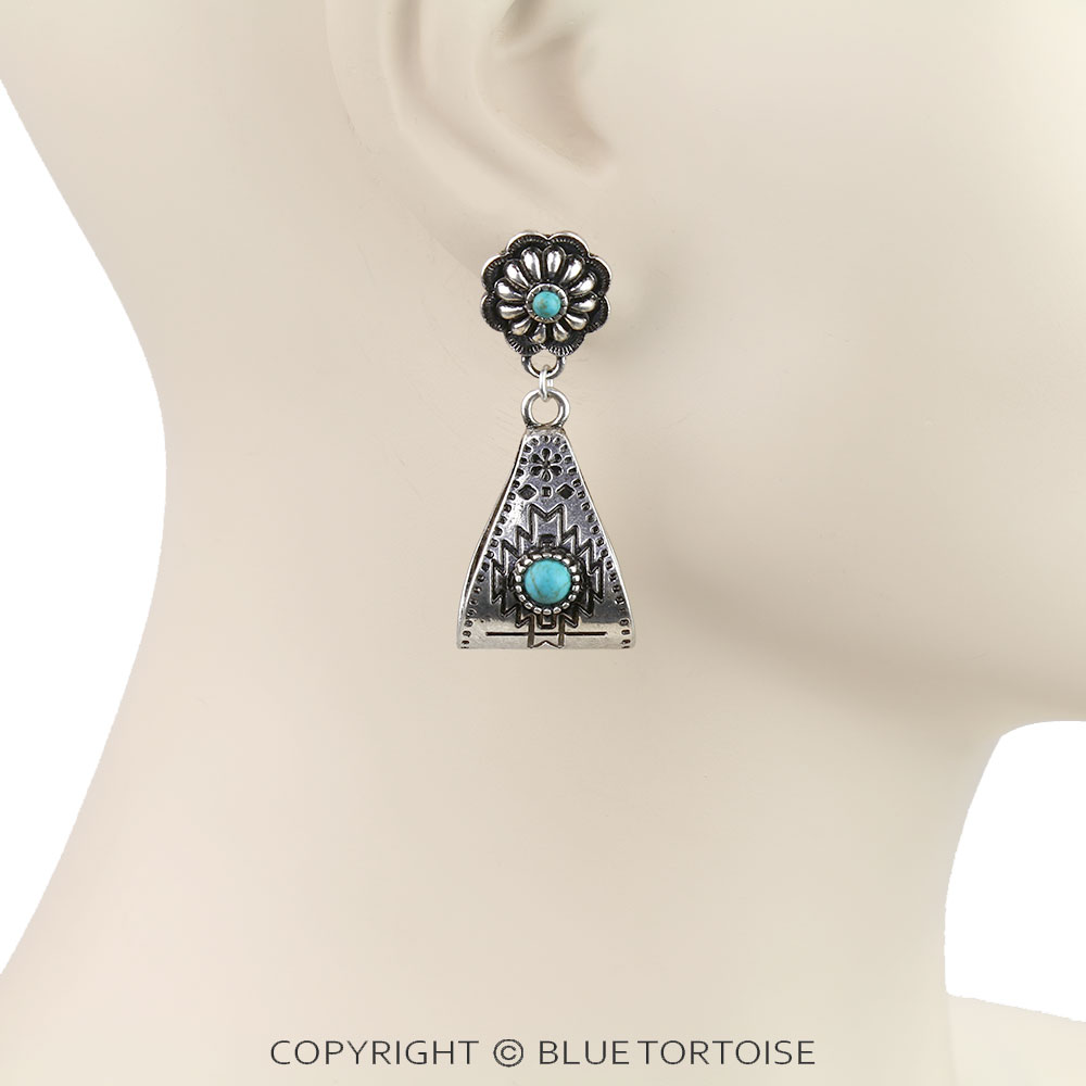 Western Folded Concho Stud Earrings - Image 2