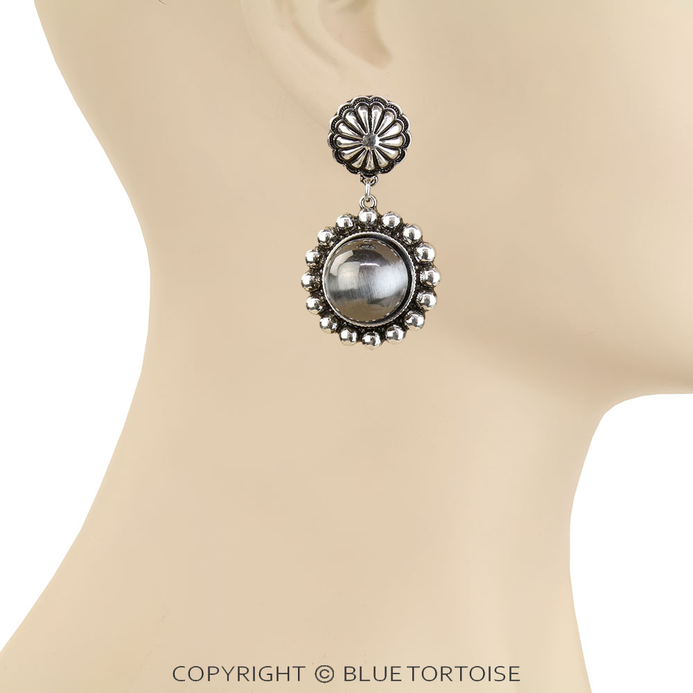 Western Navajo Style Pearl Concho Stud Earrings - Image 2