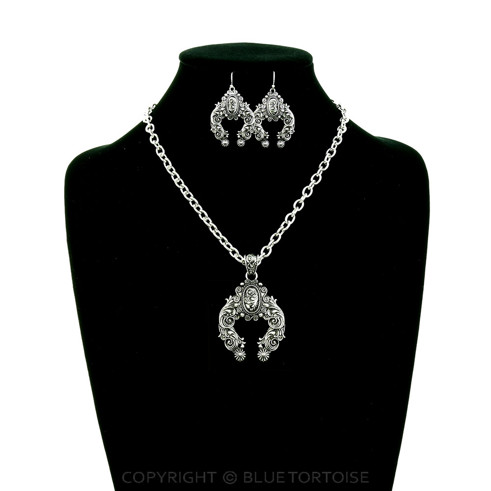 Western Filigree Squash Blossom Necklace Set - Image 2