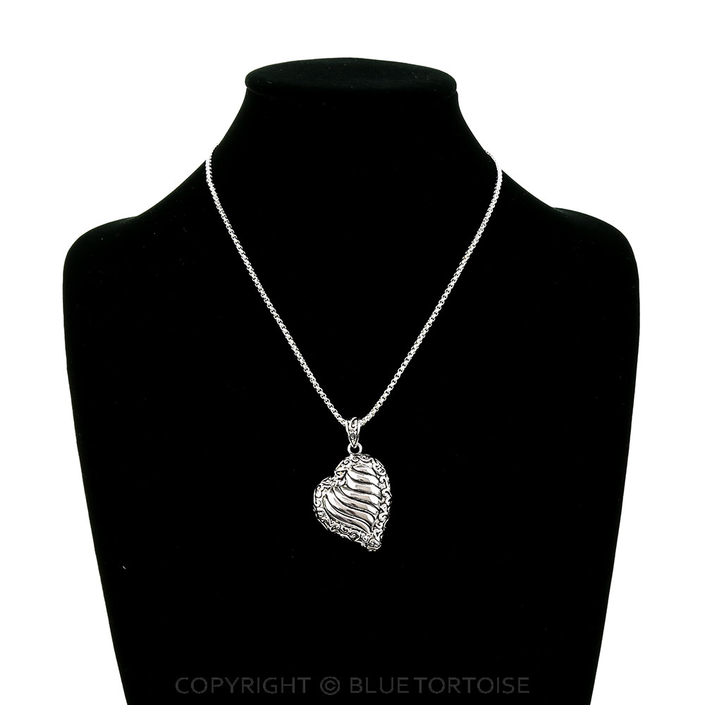 Tailored Filigree Heart Necklace - Image 2