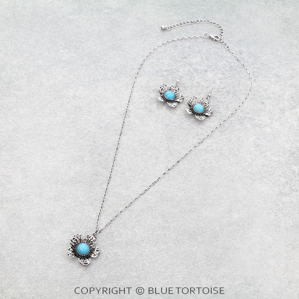 Western Flower Stone Pendant Necklace Set