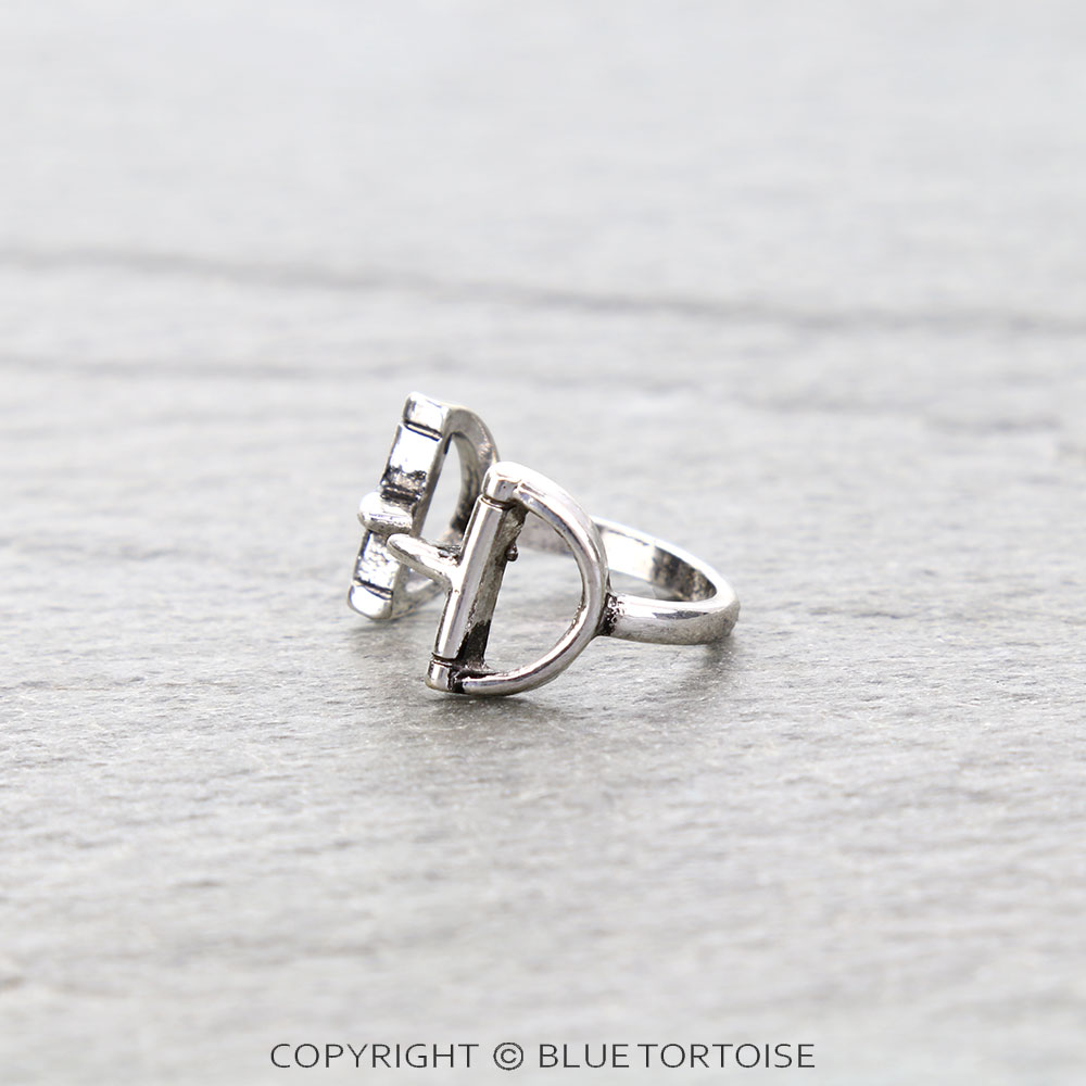 Western Horsebit Cuff Ring - Image 2
