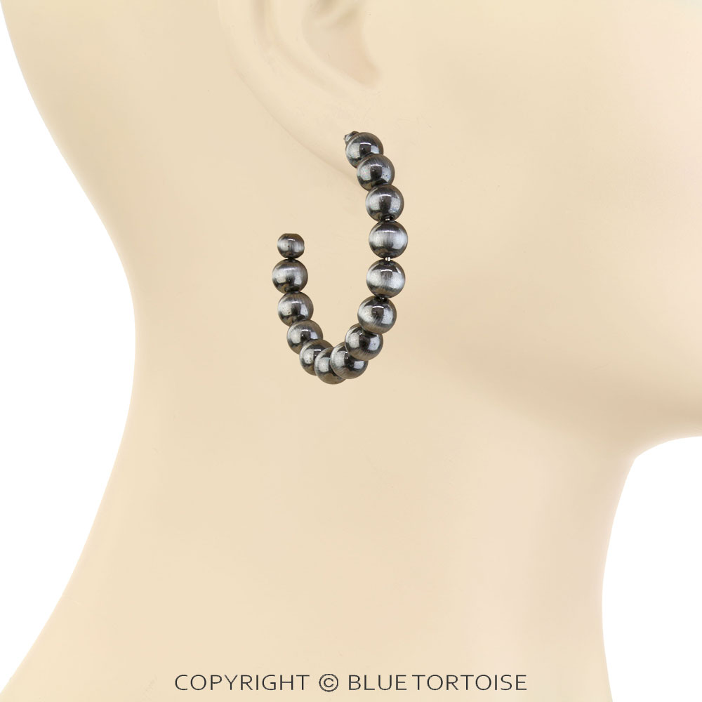 Navajo Style Pearl Hoop Earrings - Image 2
