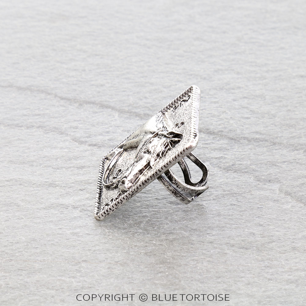Western Gamble Horse Card Cuff Ring - Image 2