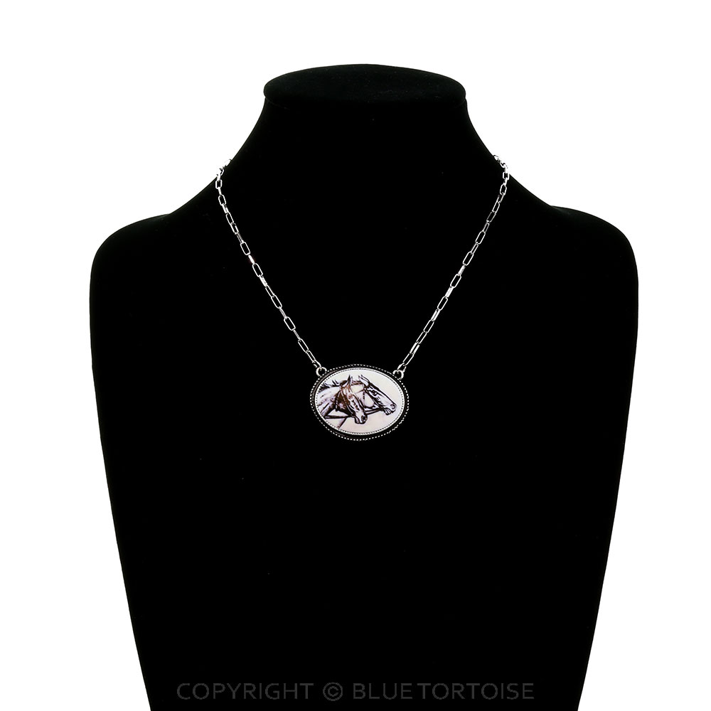 Western Oval Horsehead Necklace - Image 2